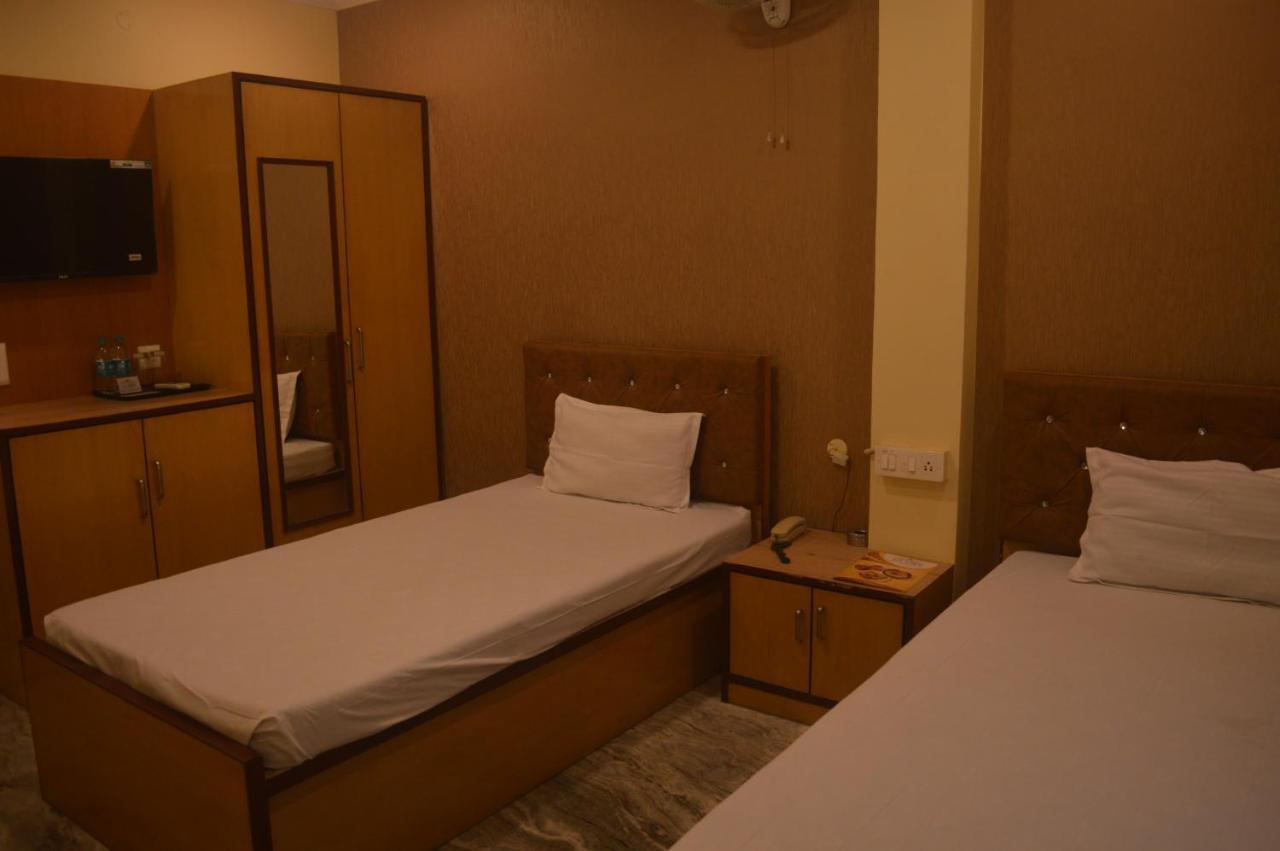 Durgāpur Hotel Wb40 מראה חיצוני תמונה